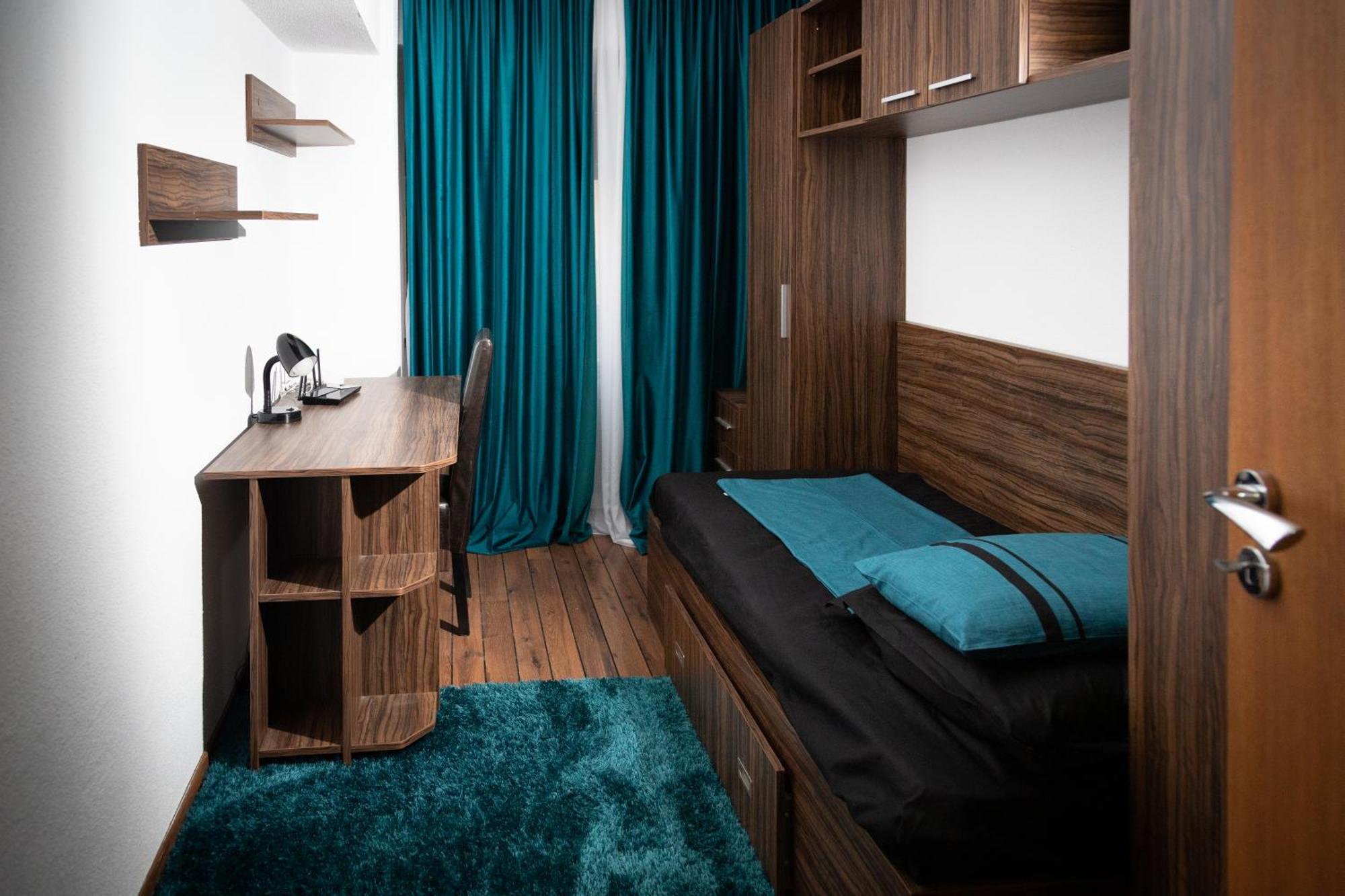 Apartament Central 1 ドロベタ＝トゥルヌ・セヴェリン エクステリア 写真